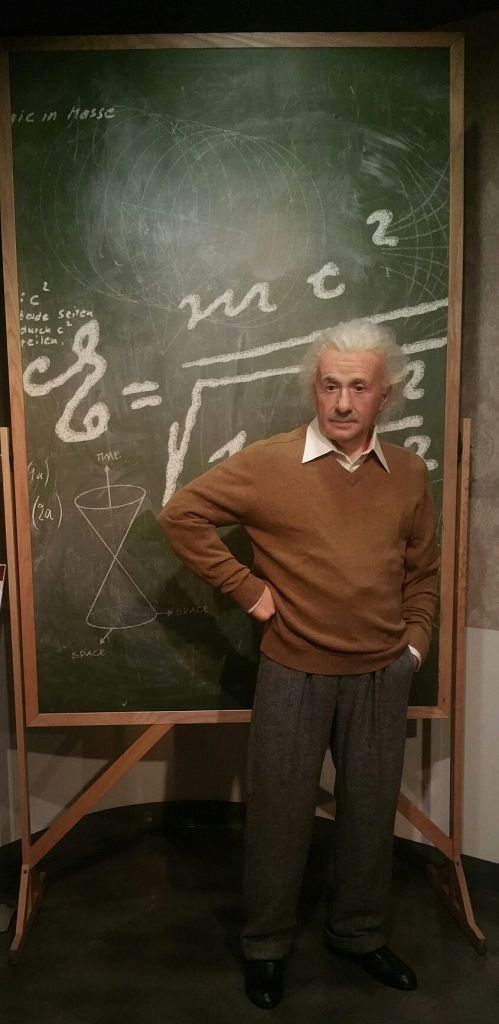 Albert Einstein 8-11-15